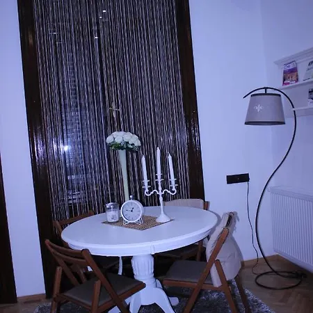 Ella No11 Apartment