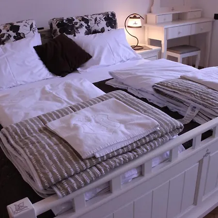 Apartamento Ella No11 *